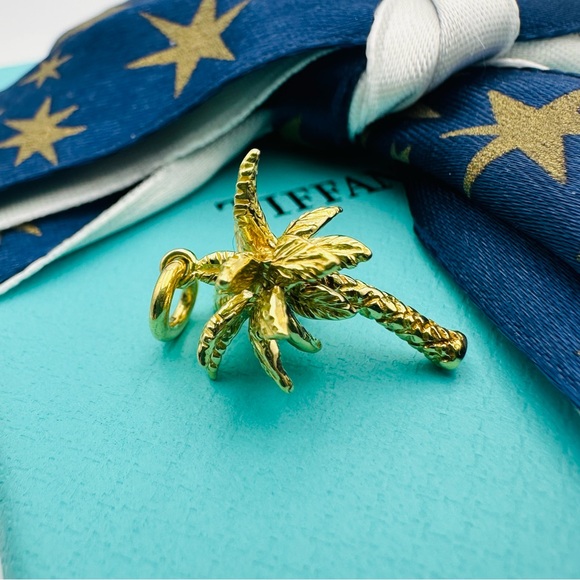 RARE Tiffany & Co. 18K Yellow Gold Palm Tree Charm with Packaging - Picture 5 of 8